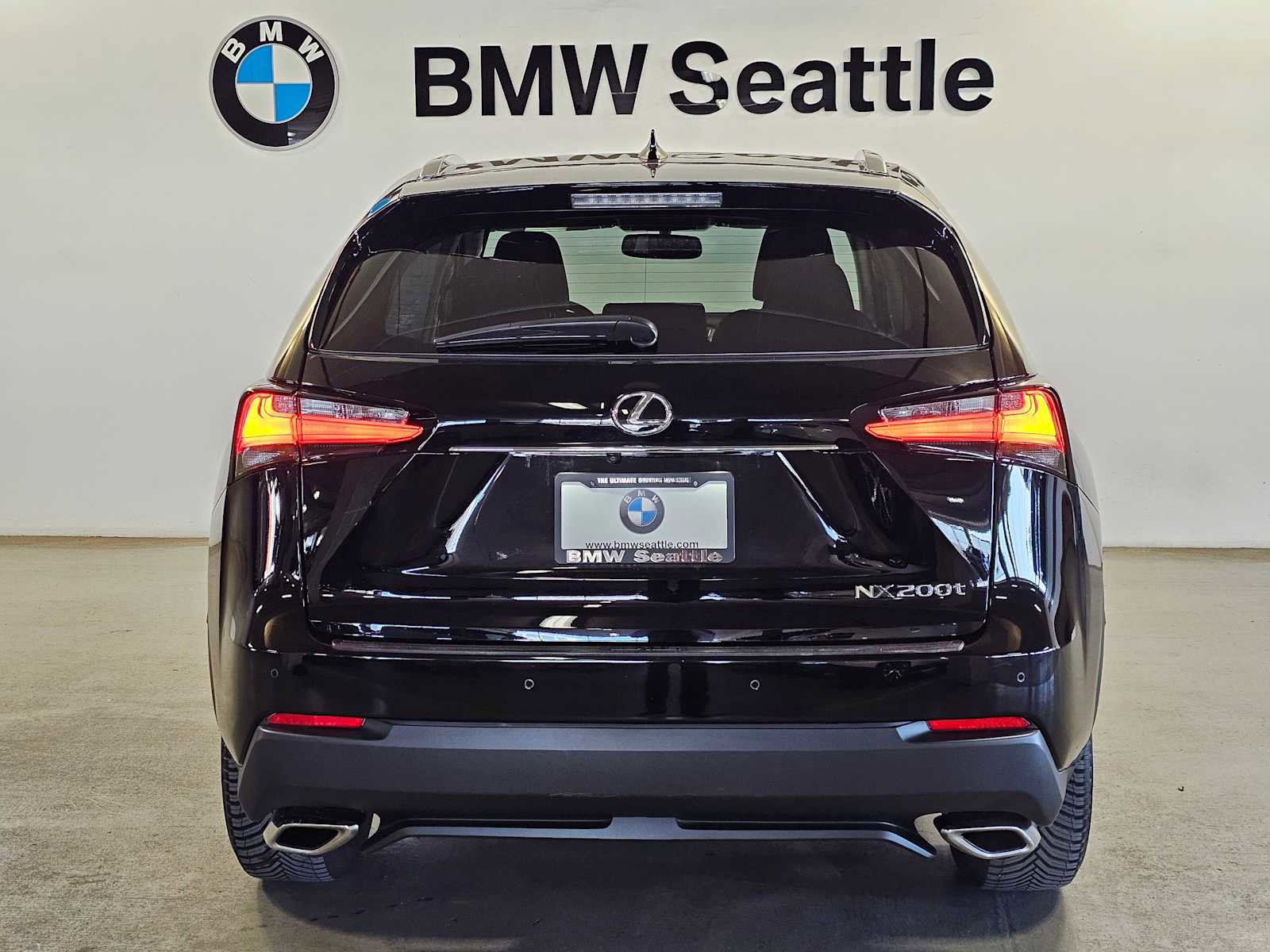 Used 2017 Lexus NX 200t AWD w/ Premium Package image 5