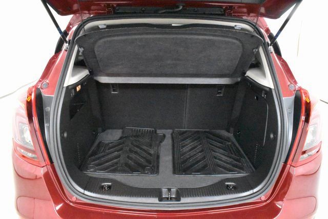 Certified 2022 Buick Encore Preferred w/ Safety Package image 11