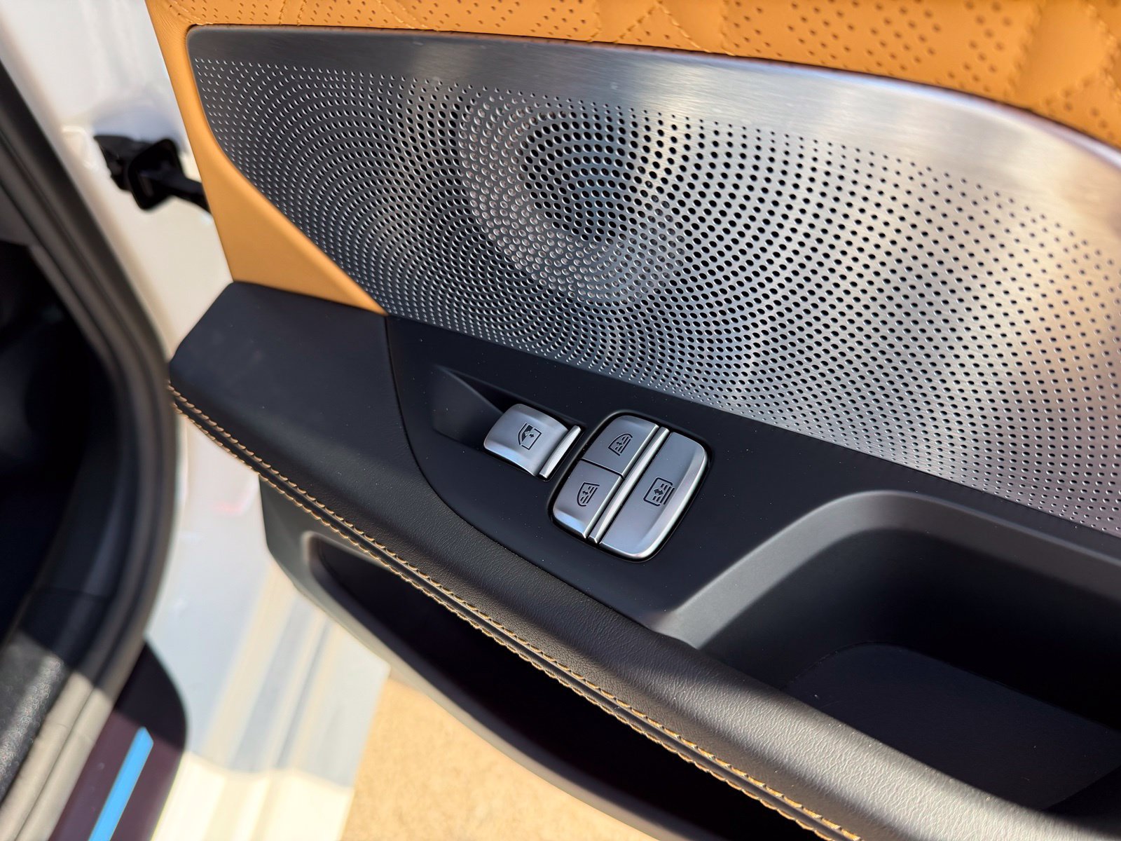 Used 2023 BMW M8 Gran Coupe xDrive Competition w/ M Carbon Exterior Package AWD/4WD image 35