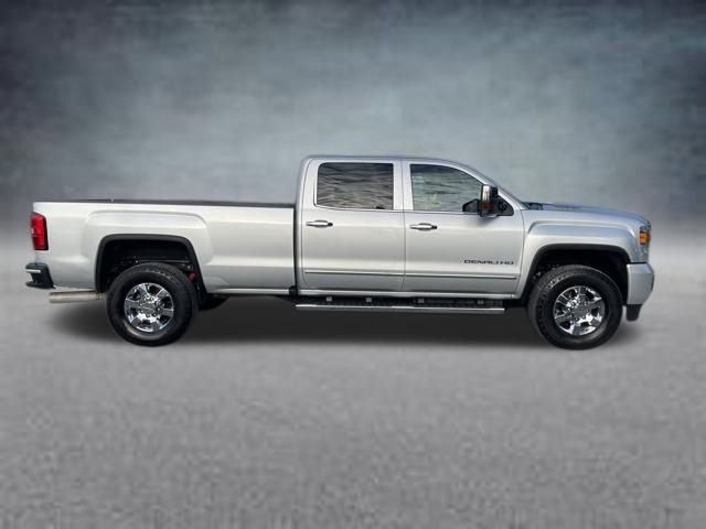 Used 2019 GMC Sierra 3500 Denali w/ Duramax Plus Package image 6