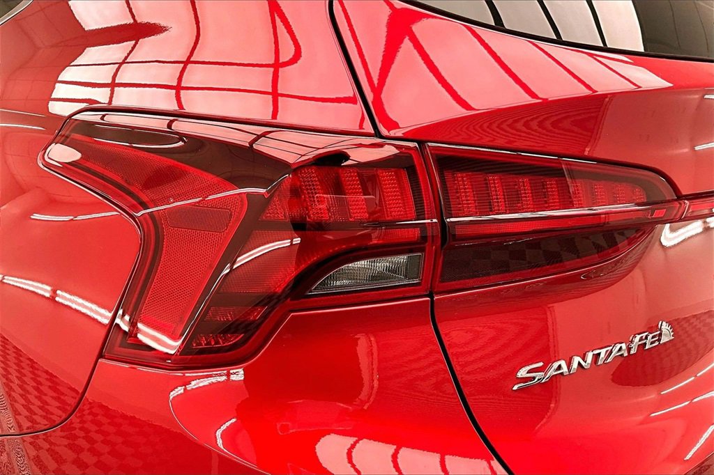 Used 2023 Hyundai Santa Fe SEL w/ Cargo Package image 30