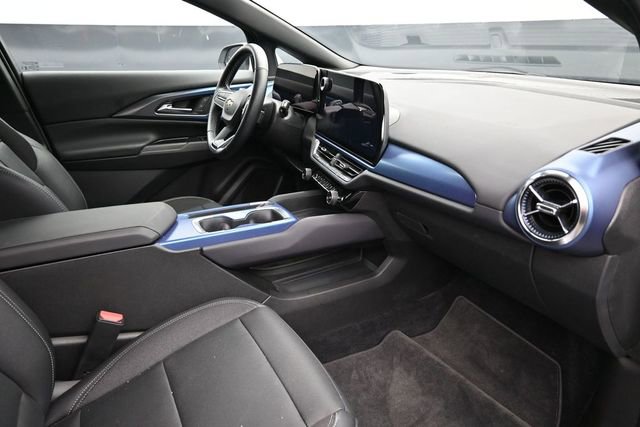 Used 2025 Chevrolet Equinox EV LT w/ Convenience Package FWD image 16