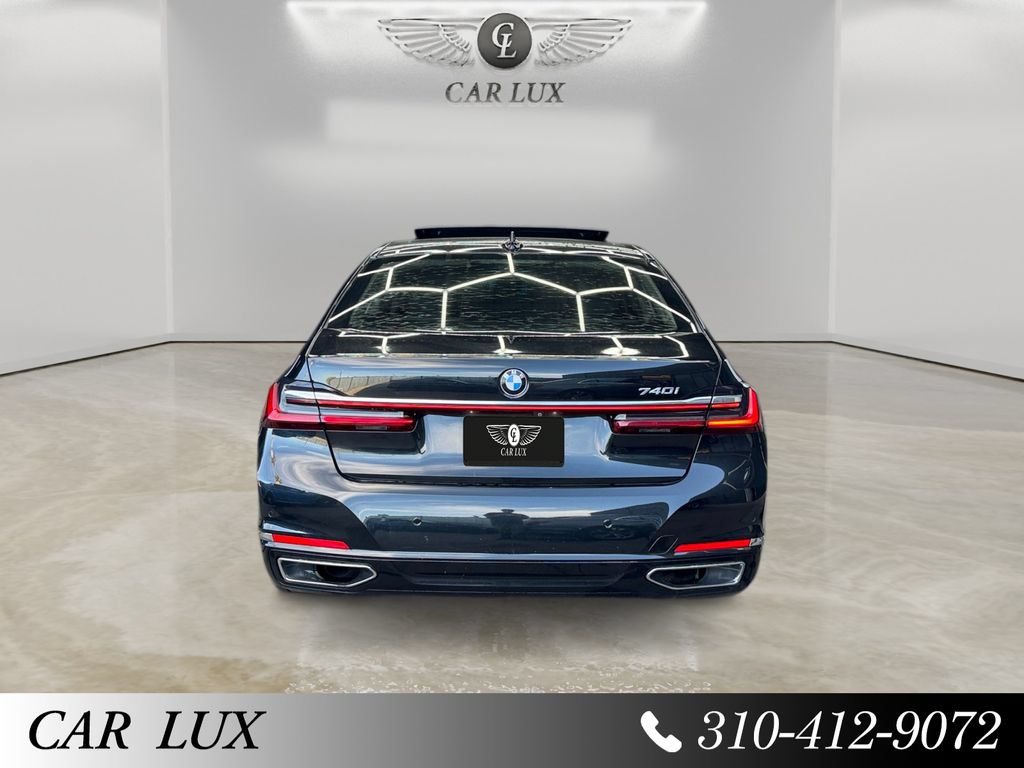 Used 2020 BMW 740i w/ Premium Package RWD image 4