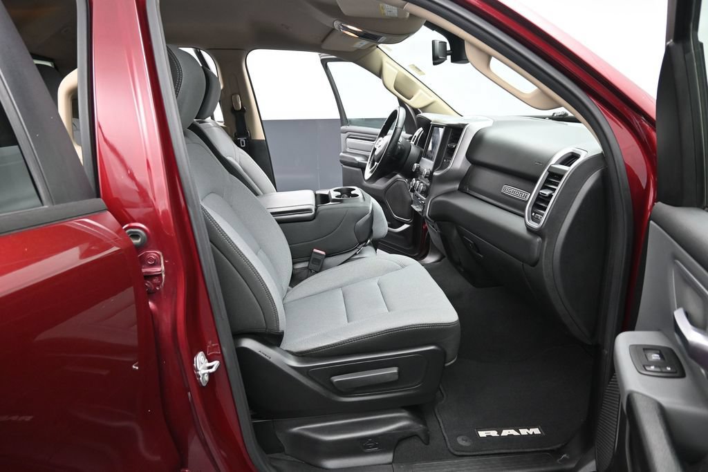 Used 2019 RAM 1500 Big Horn AWD/4WD image 31