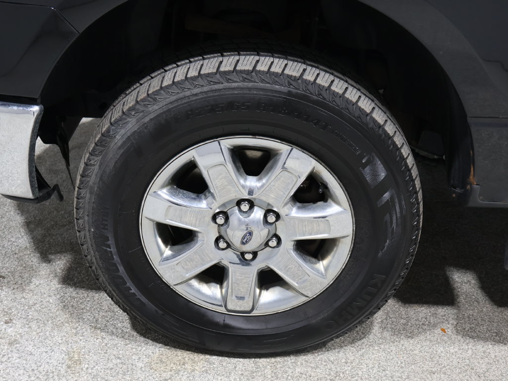 Used 2014 Ford F150 XLT w/ Equipment Group 302A Luxury AWD/4WD image 9