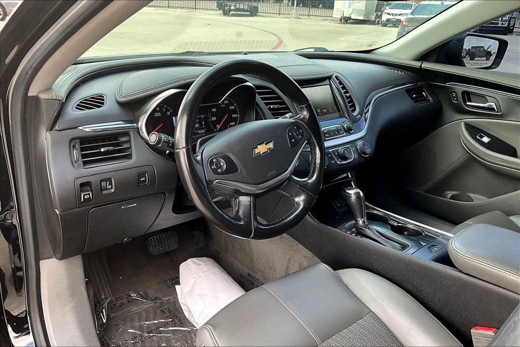 Used 2018 Chevrolet Impala LT image 17