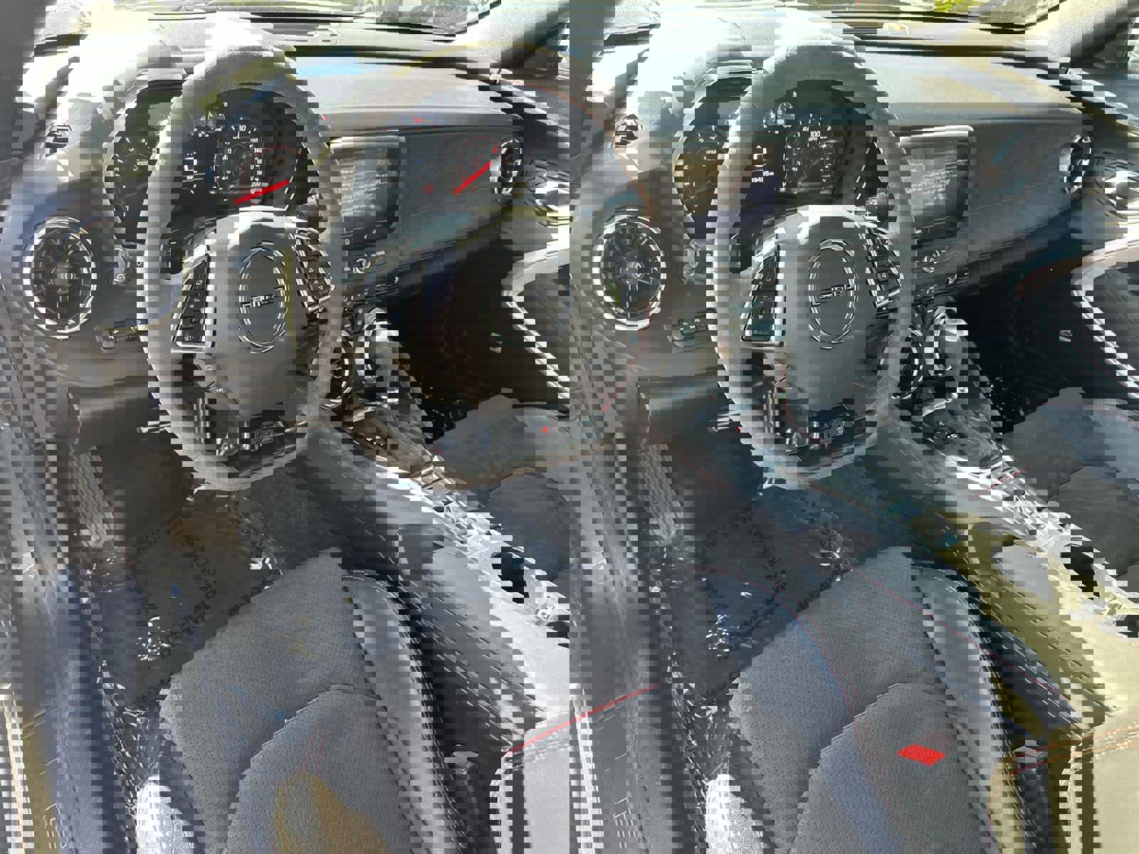 Used 2021 Chevrolet Camaro ZL1 w/ LPO, ZL1 Protection Package video 2