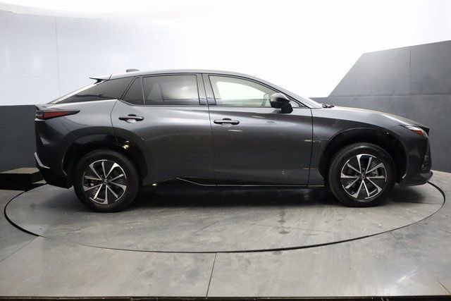 Used 2023 Lexus RZ 450e Premium w/ Technology Package image 4