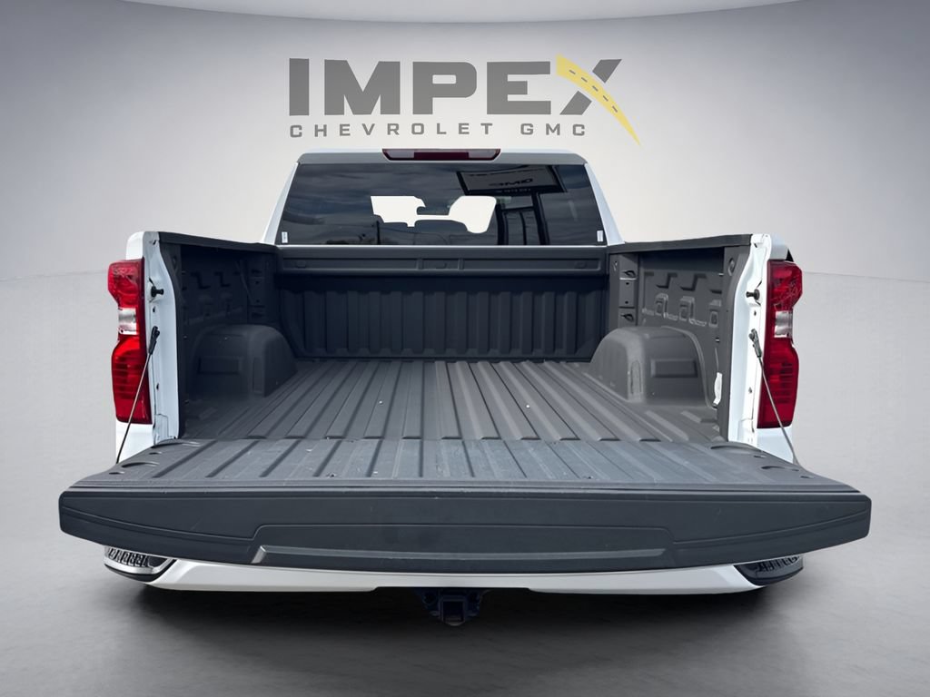 Used 2024 Chevrolet Silverado 1500 Custom AWD/4WD image 26