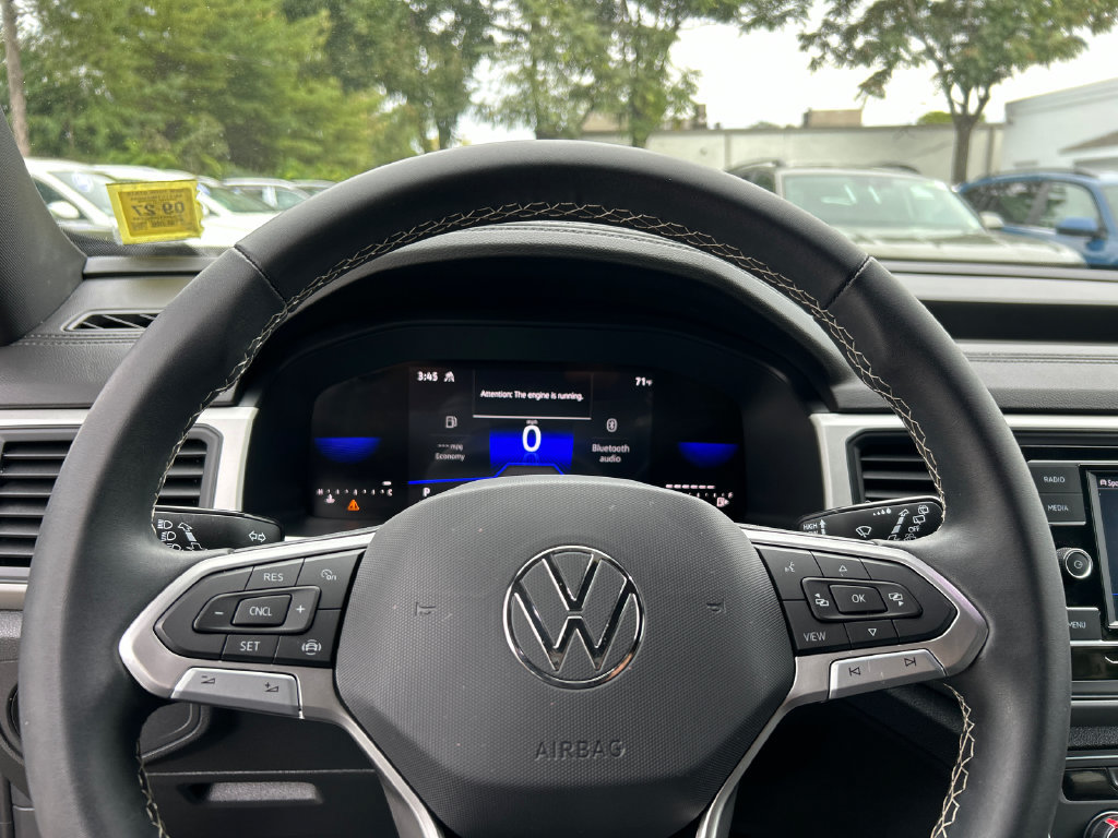 Used 2023 Volkswagen Atlas Cross Sport SE AWD/4WD image 12