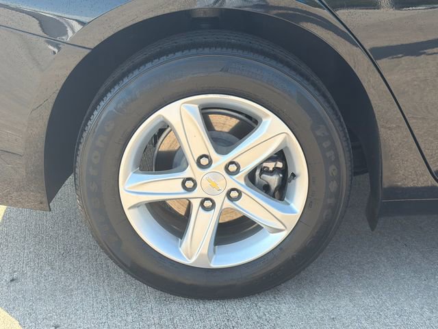 Used 2023 Chevrolet Malibu LS image 17