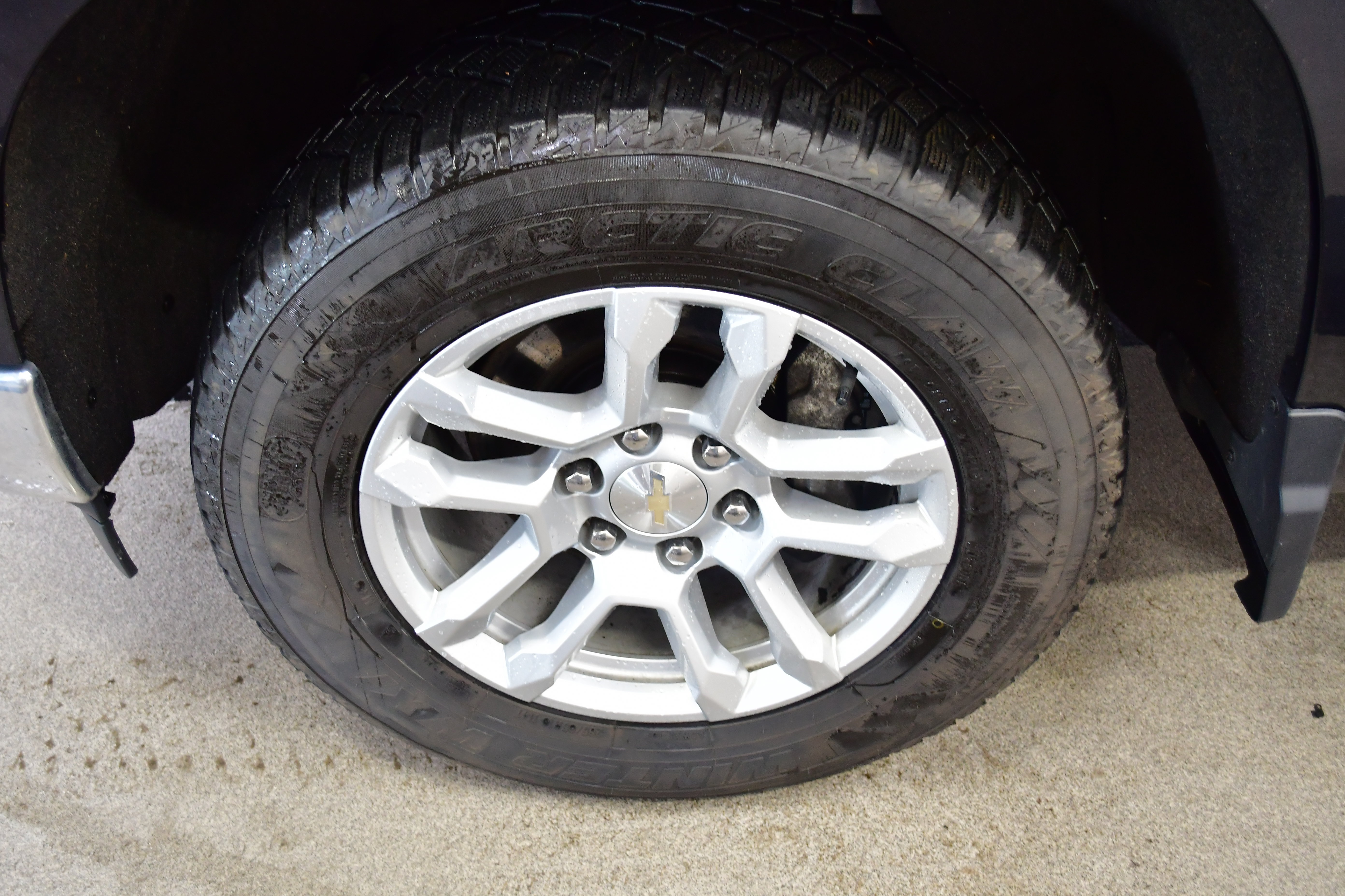 Used 2022 Chevrolet Silverado 1500 LT AWD/4WD image 33