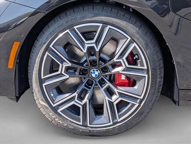 New 2026 BMW 550e xDrive w/ Premium Package AWD/4WD image 10