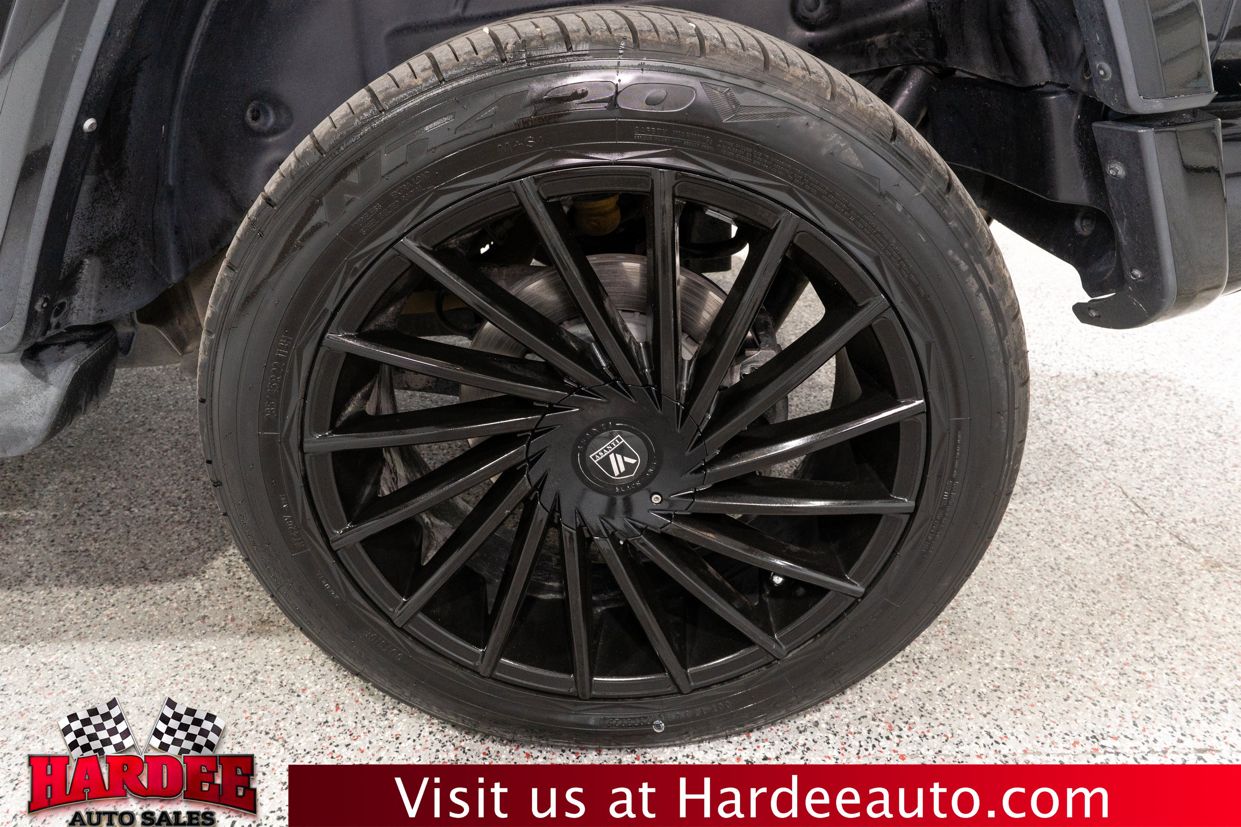 Used 2022 Jeep Wrangler Unlimited Sahara AWD/4WD image 10