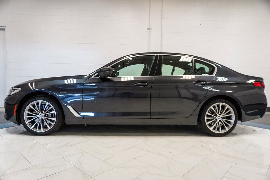 Used 2023 BMW 540i xDrive w/ Premium Package image 37