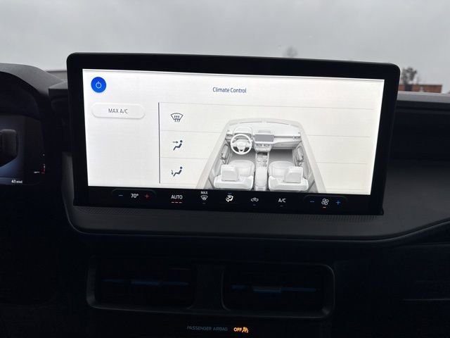 New 2026 Ford Maverick Lobo AWD/4WD image 16
