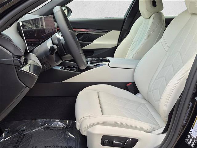 New 2027 BMW 530i xDrive w/ Premium Package AWD/4WD image 4