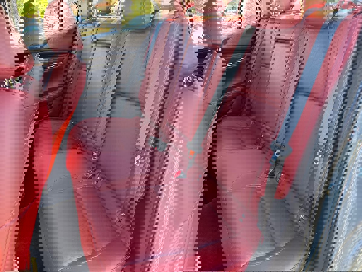 Used 2023 MAZDA MAZDA3 s image 18