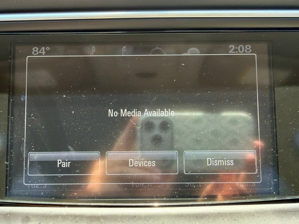 Used 2019 Buick Enclave Essence FWD image 39
