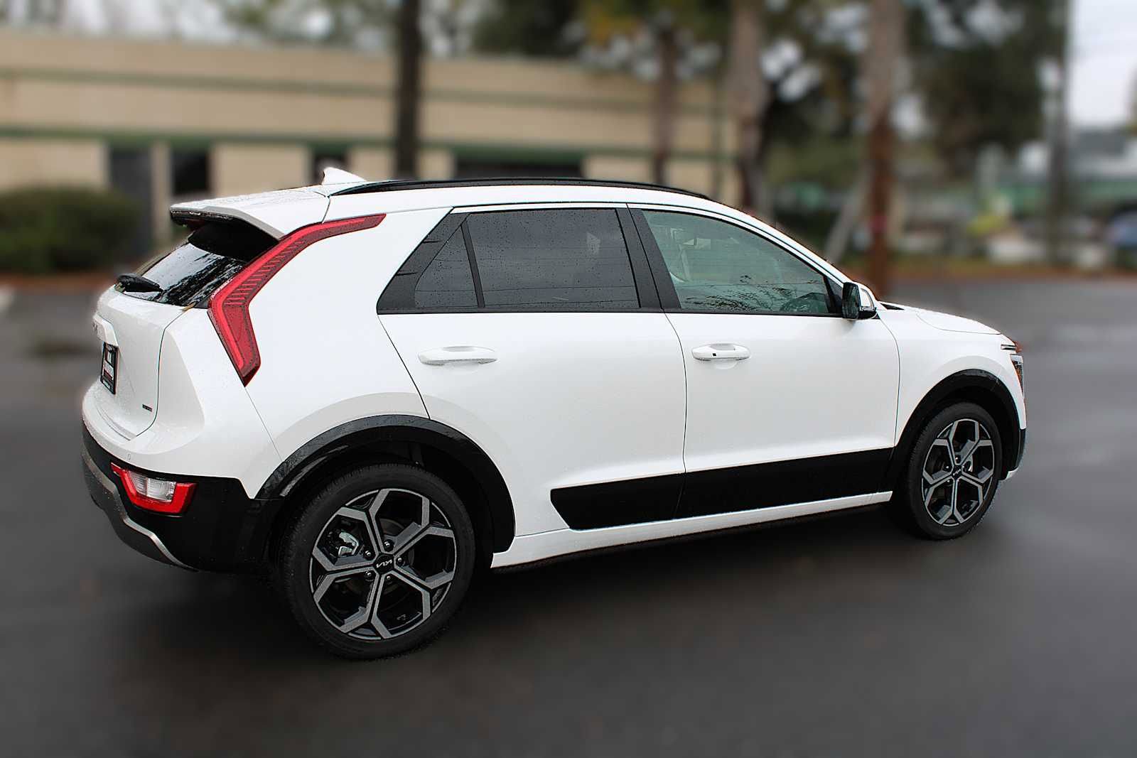New 2025 Kia Niro EX image 5