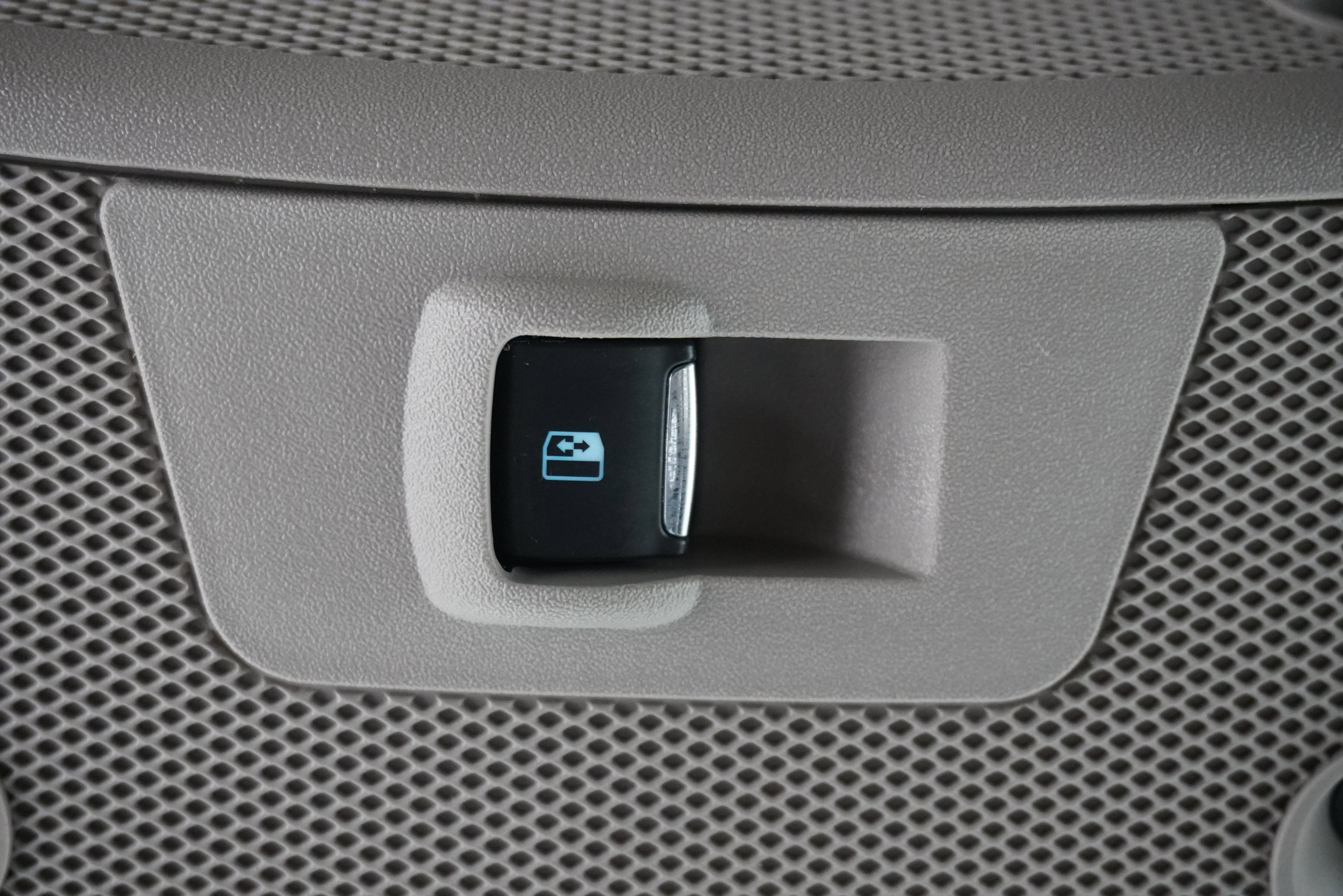 Used 2019 Ford F150 Limited w/ Trailer Tow Package image 27