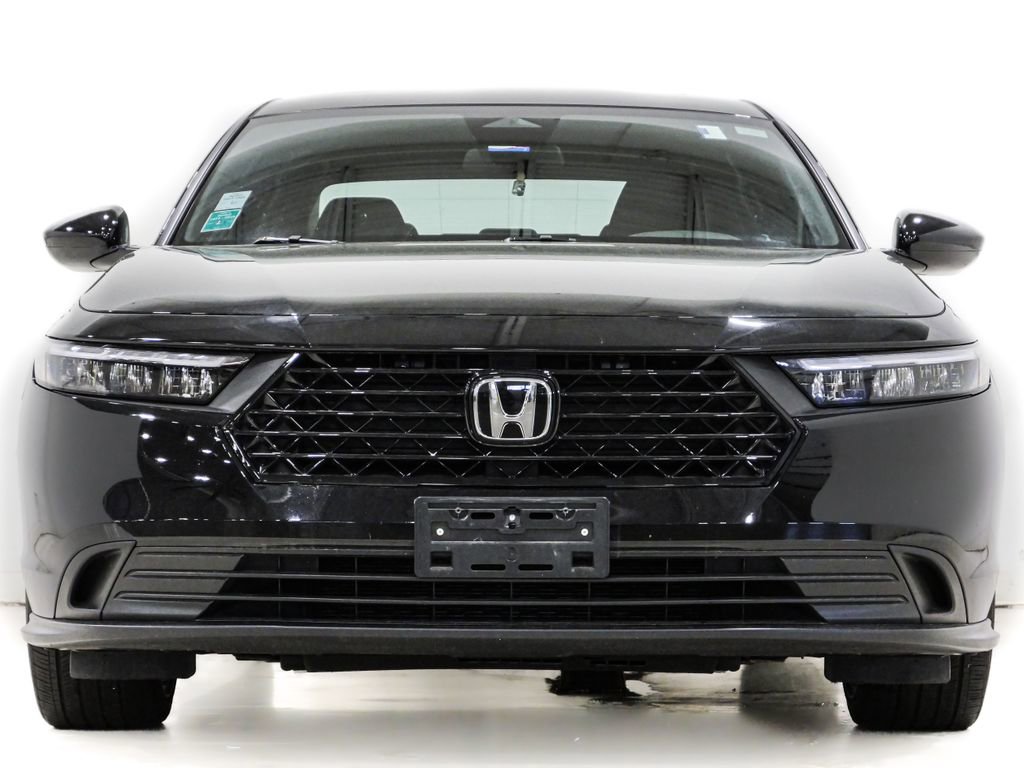 Used 2024 Honda Accord Sport image 2