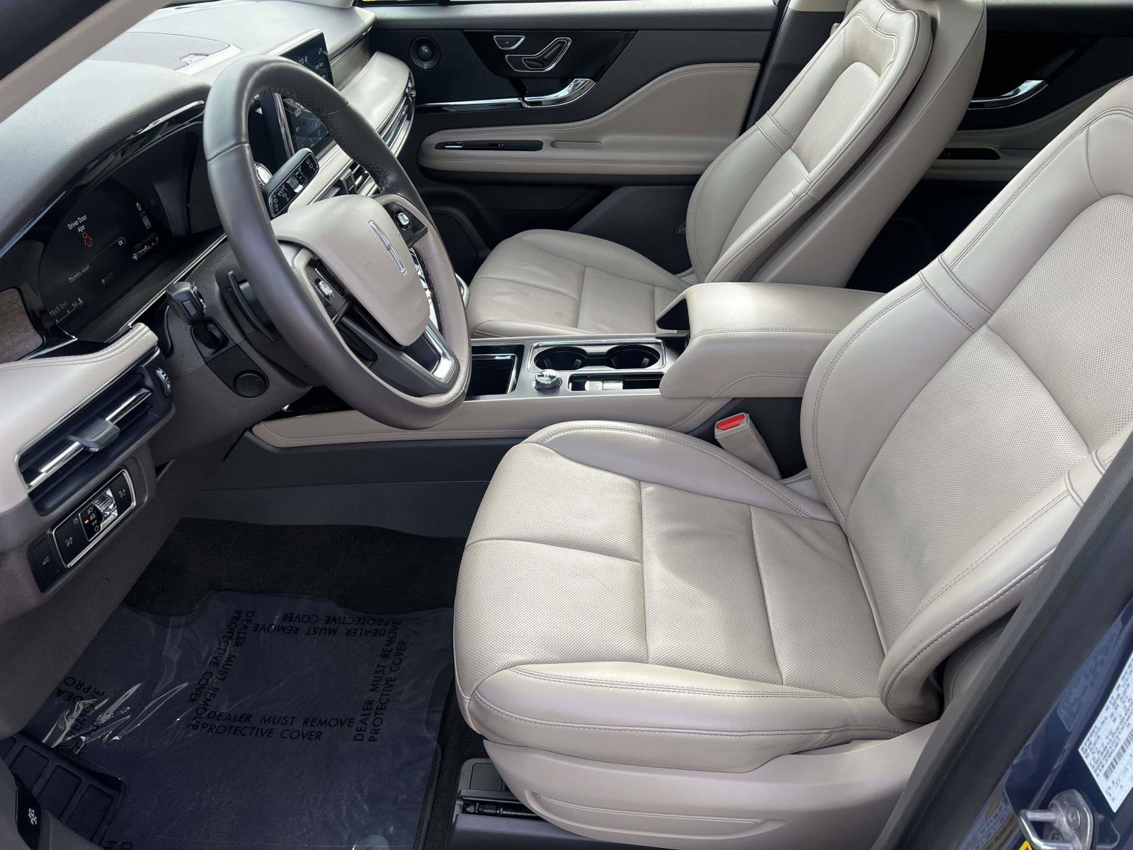 Used 2022 Lincoln Corsair Reserve w/ Equipment Group 201A image 16