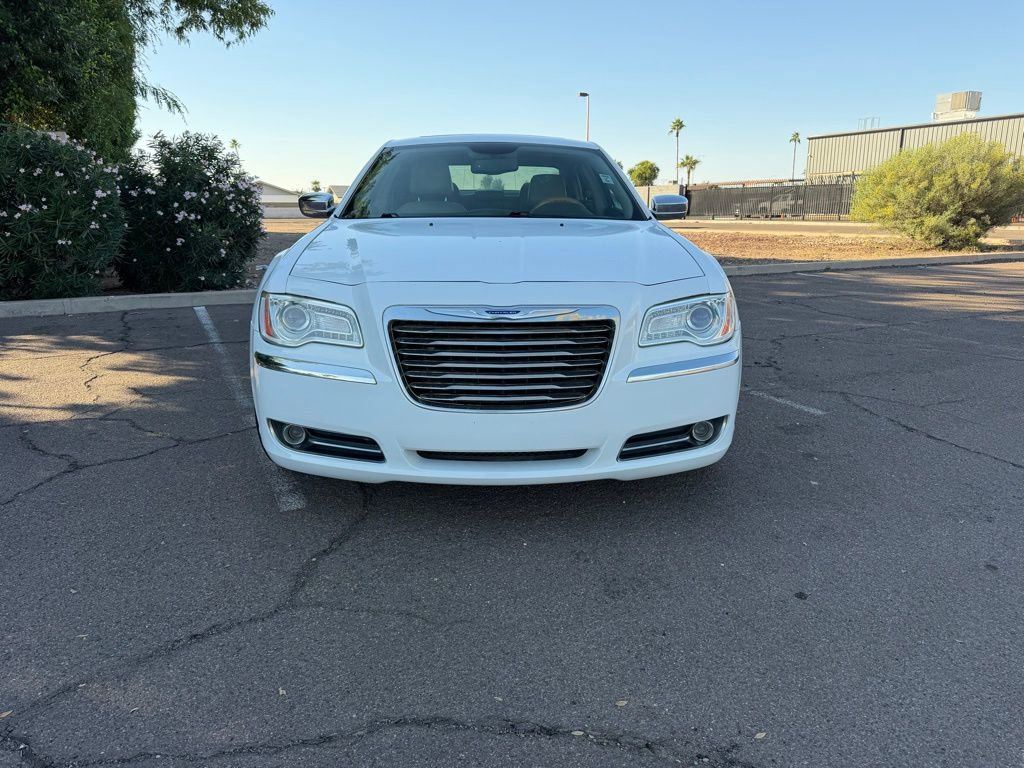Used 2013 Chrysler 300 C image 3