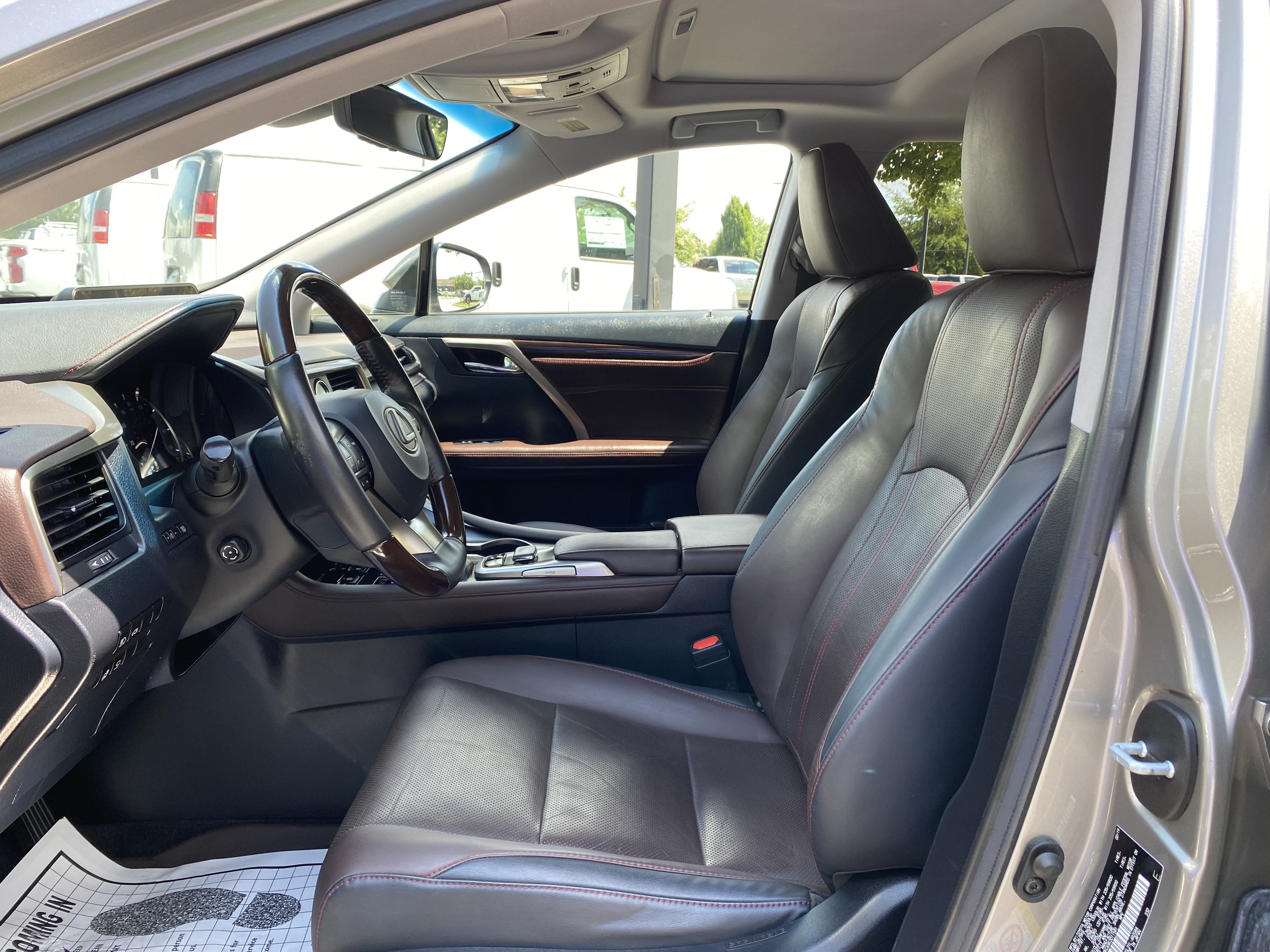 Used 2019 Lexus RX 350L FWD image 16