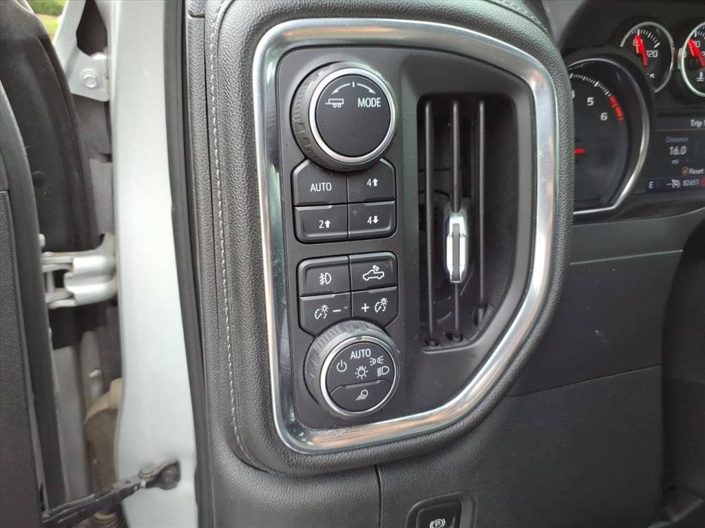 Used 2020 Chevrolet Silverado 2500 LTZ w/ LTZ Convenience Package AWD/4WD image 26