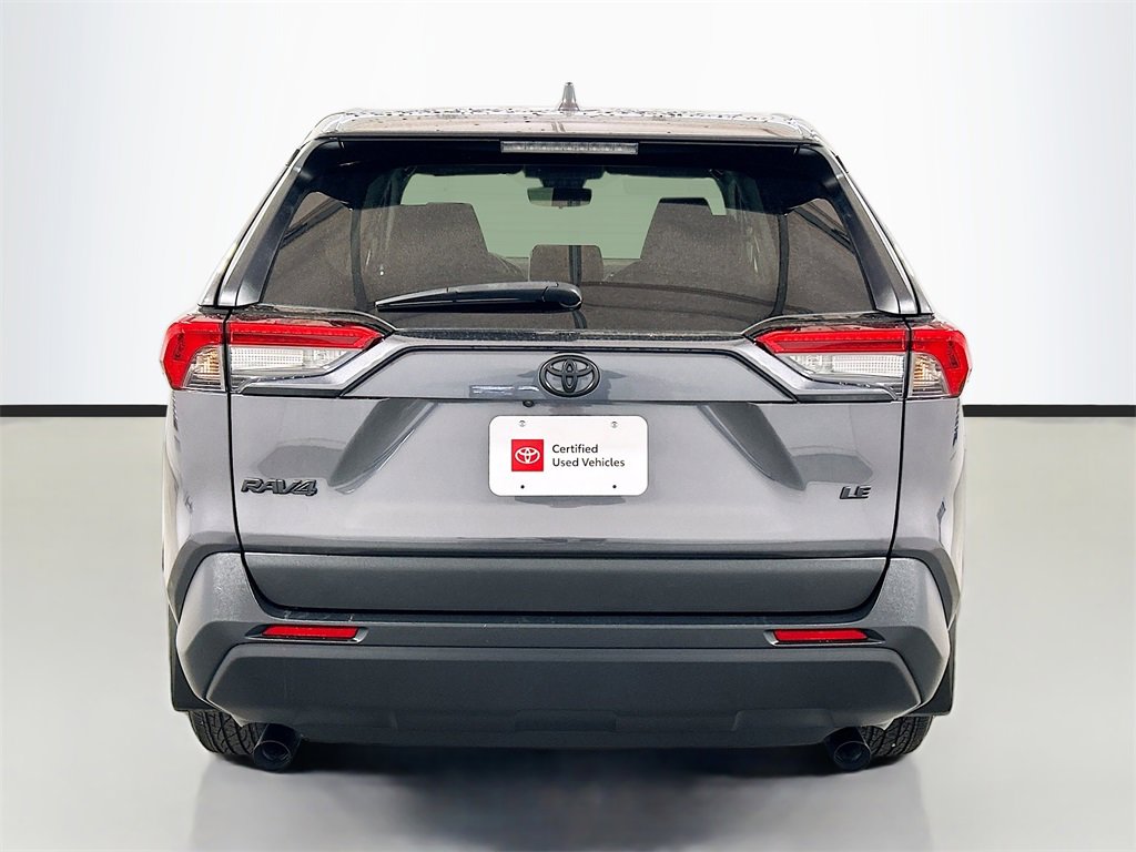 Used 2024 Toyota RAV4 LE image 5