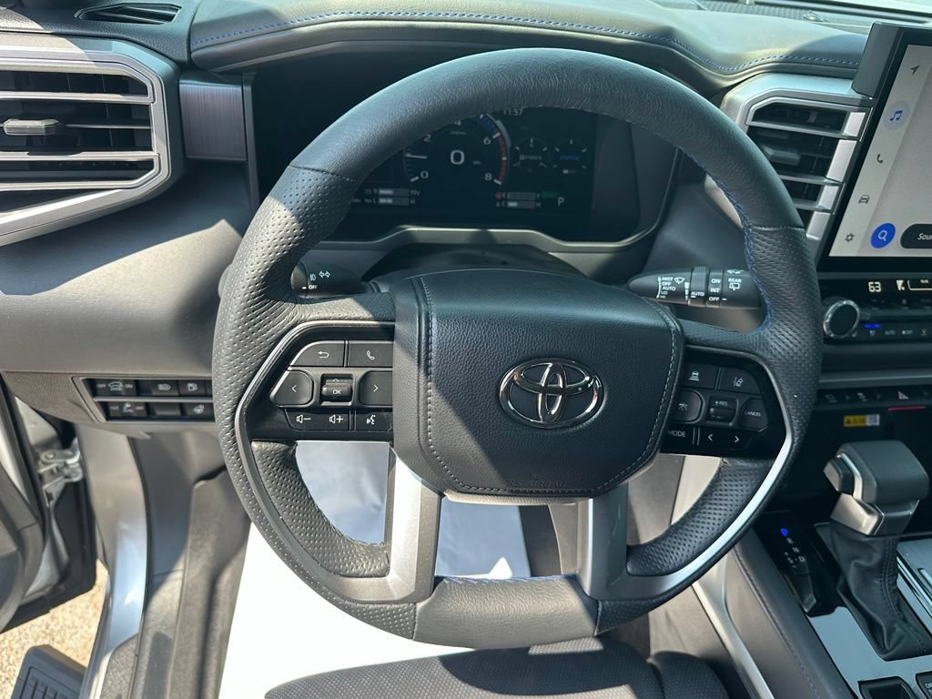 Used 2024 Toyota Sequoia Platinum AWD/4WD image 17