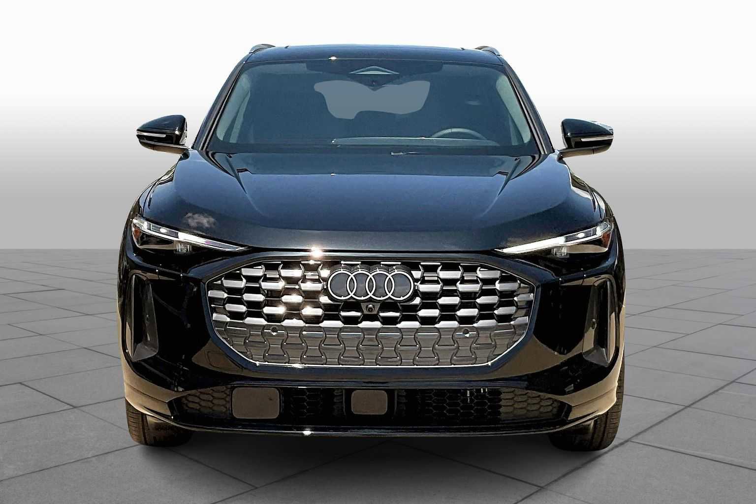 New 2025 Audi Q5 Prestige image 3