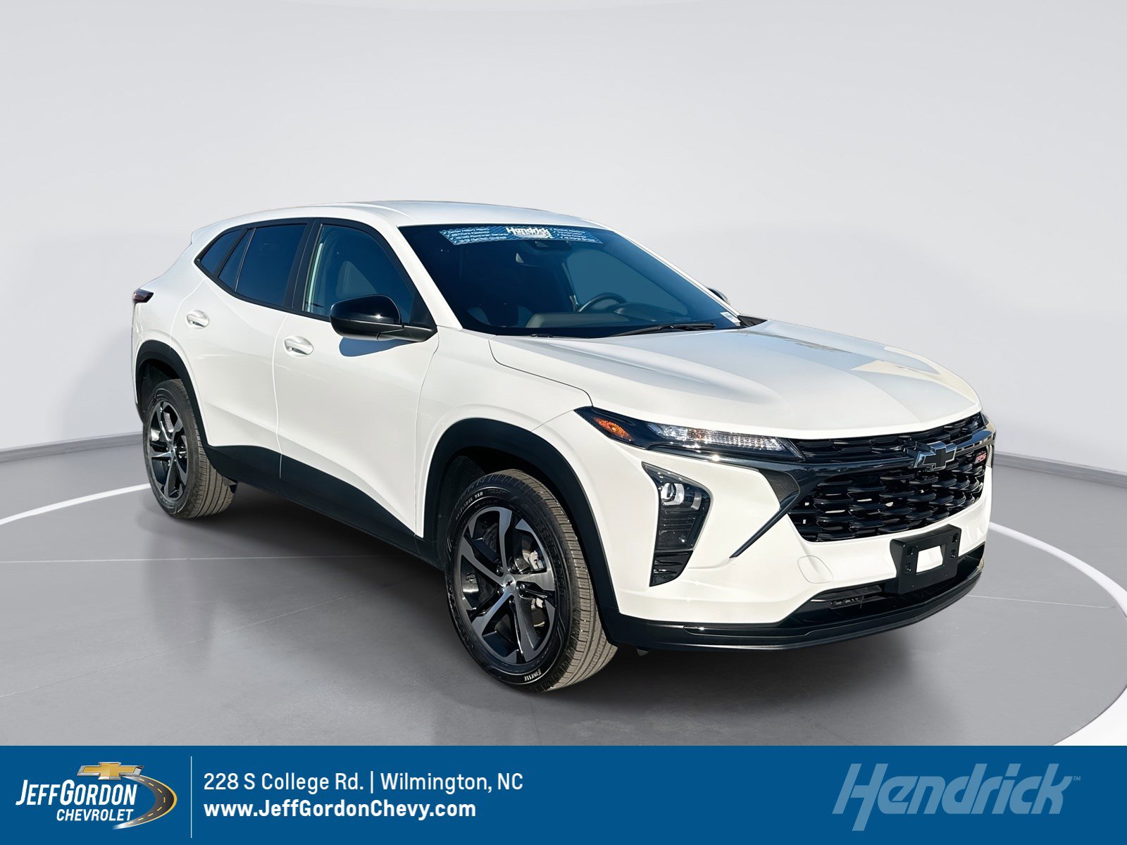 Certified 2024 Chevrolet Trax RS w/ Driver Confidence Package