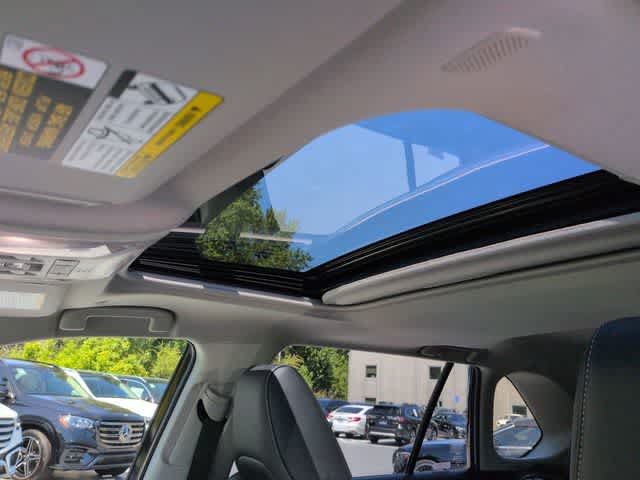 Used 2024 Toyota RAV4 XLE Premium w/ Weather Package AWD/4WD image 19