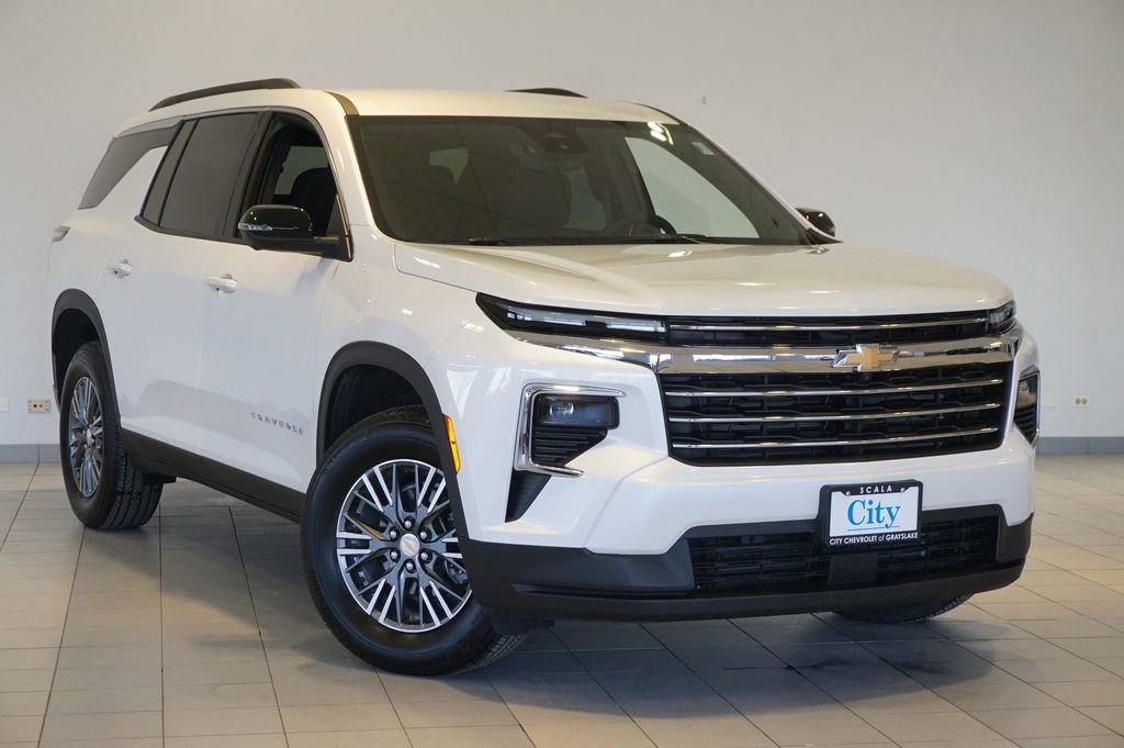 New 2025 Chevrolet Traverse LT w/ Driver Confidence Package image 2