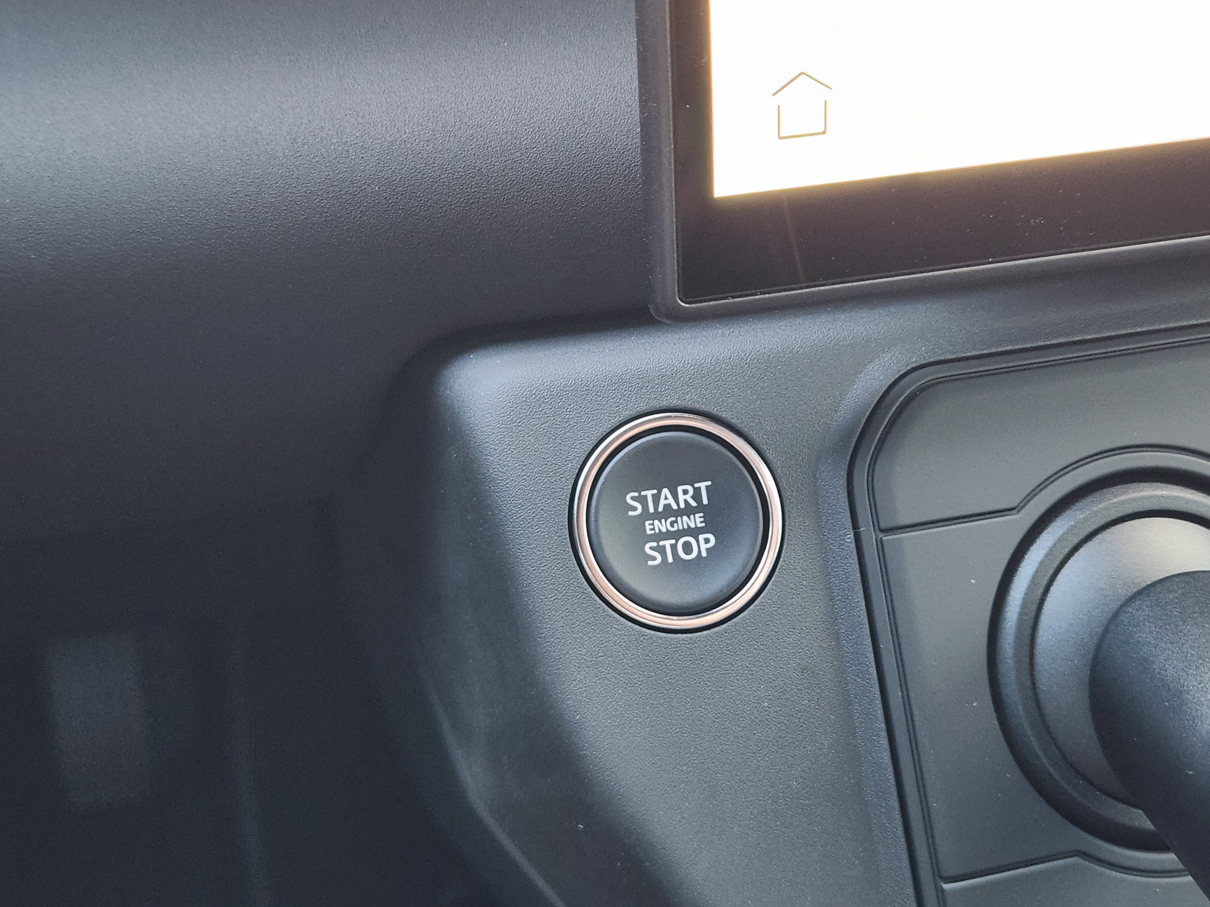 New 2026 Land Rover Defender 110 S image 19