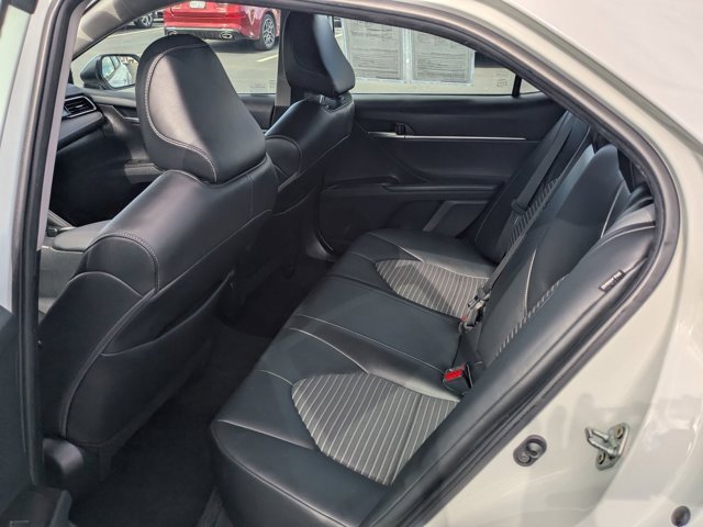 Used 2023 Toyota Camry SE image 13