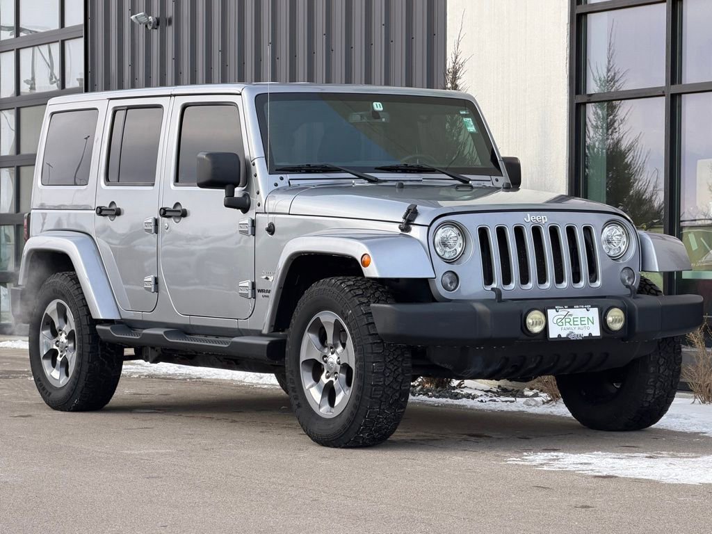 Used 2017 Jeep Wrangler Unlimited Sahara w/ Max Tow Package image 4