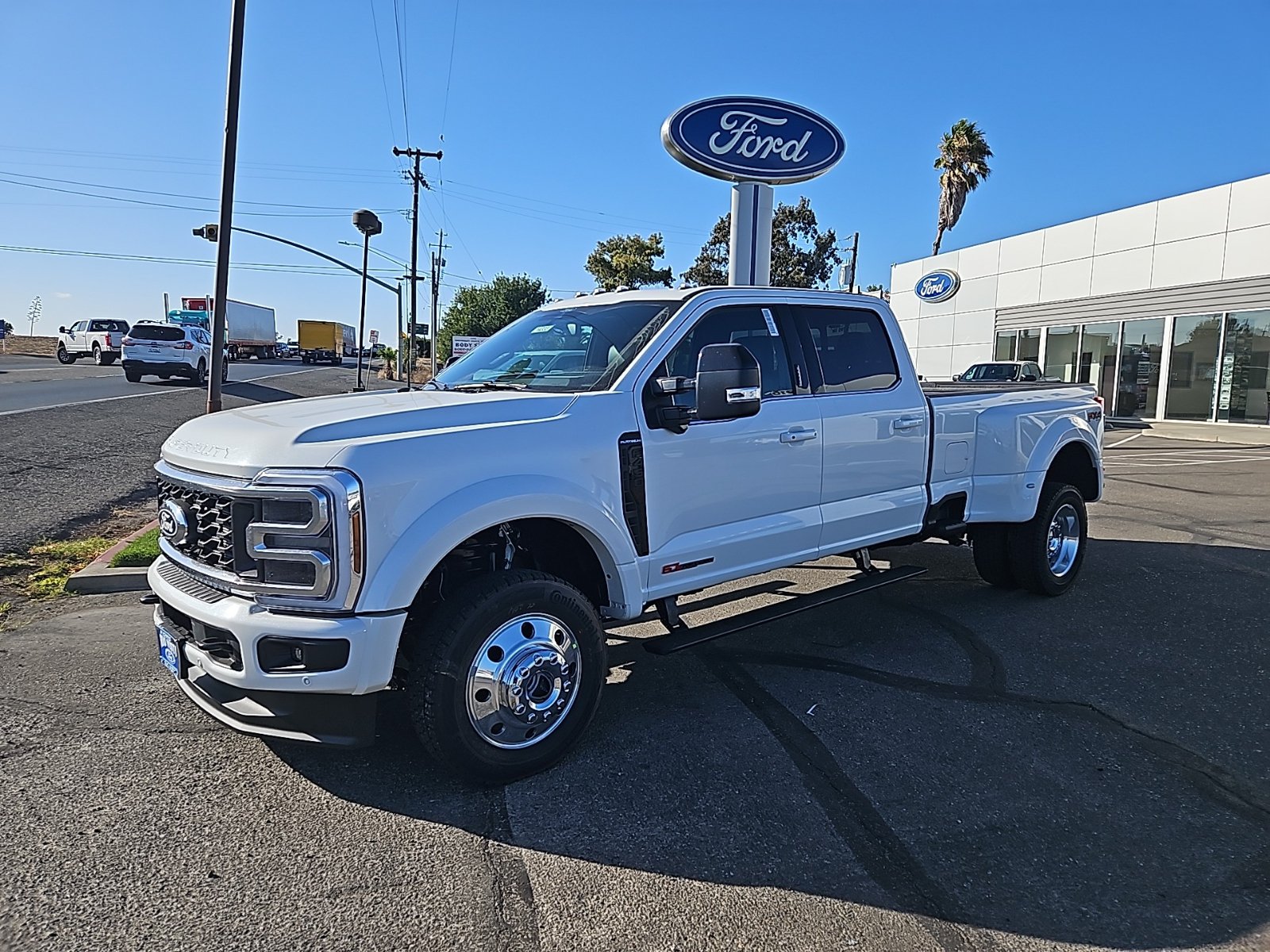 New 2027 Ford F450 Platinum w/ FX4 Off-Road Package AWD/4WD image 2