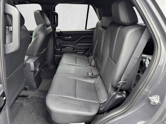 Certified 2025 Toyota 4Runner Limited w/ Tow Technology Package AWD/4WD image 18