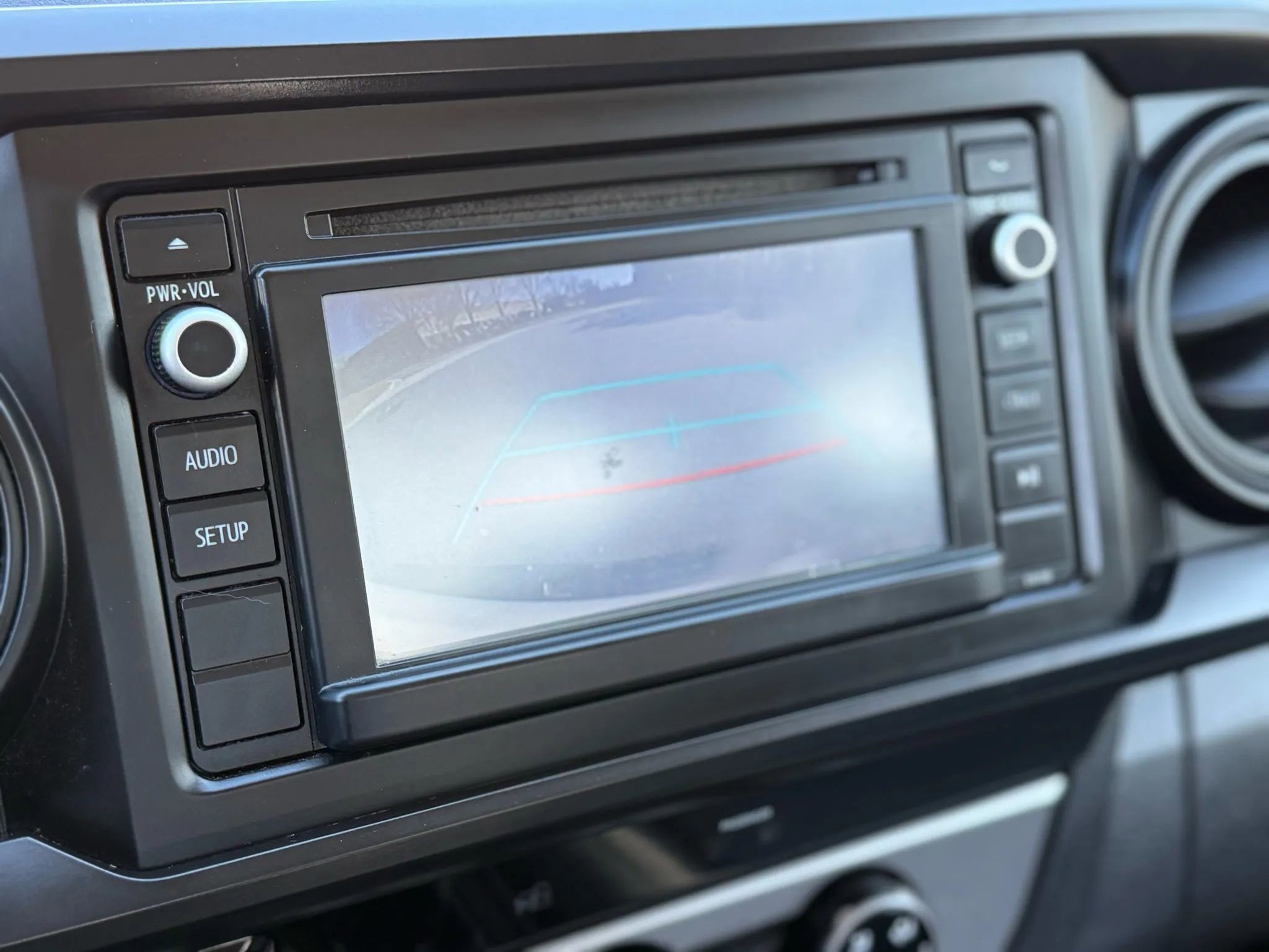 Used 2016 Toyota Tacoma SR image 35