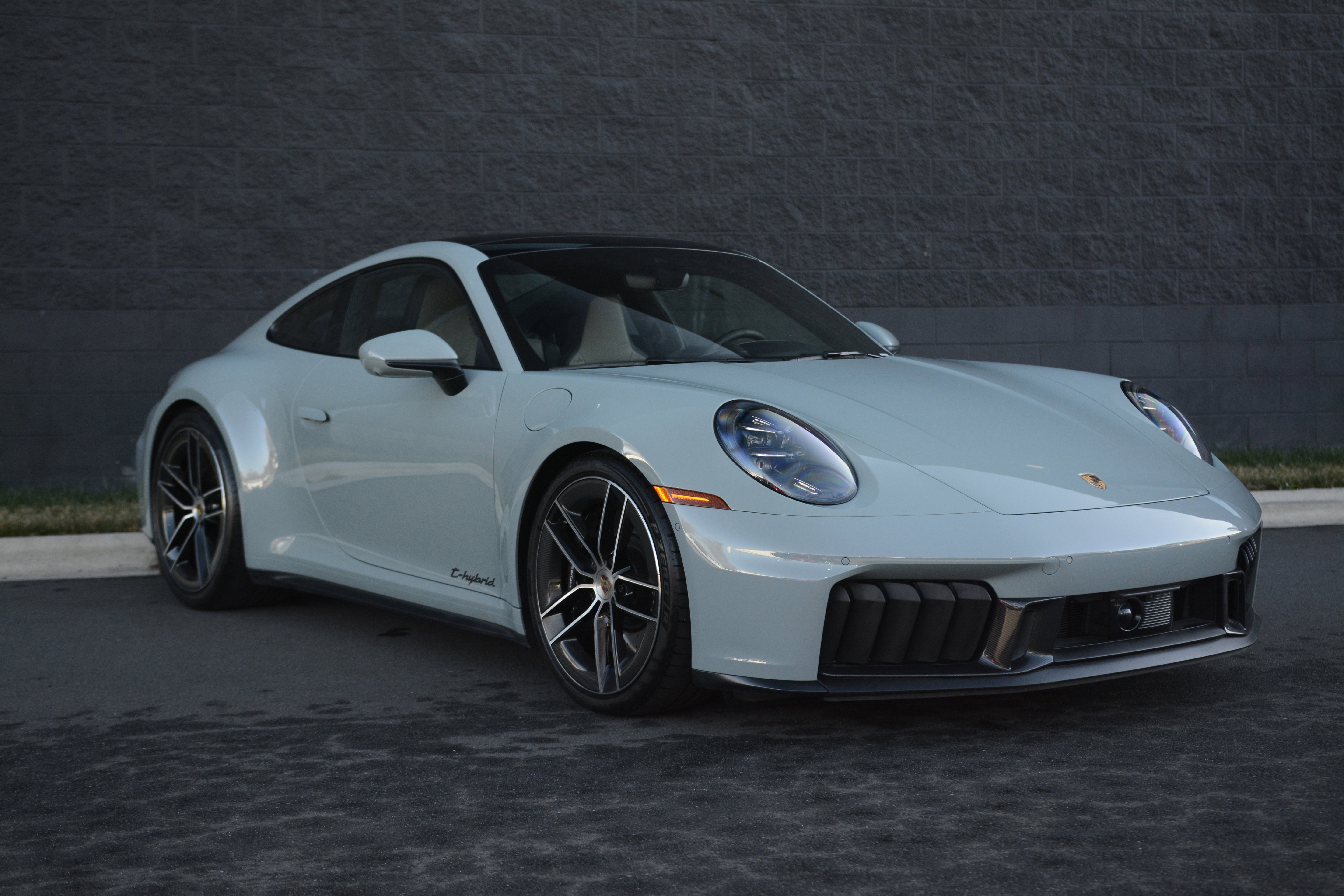 Certified 2025 Porsche 911 Carrera 4 GTS AWD/4WD image 9
