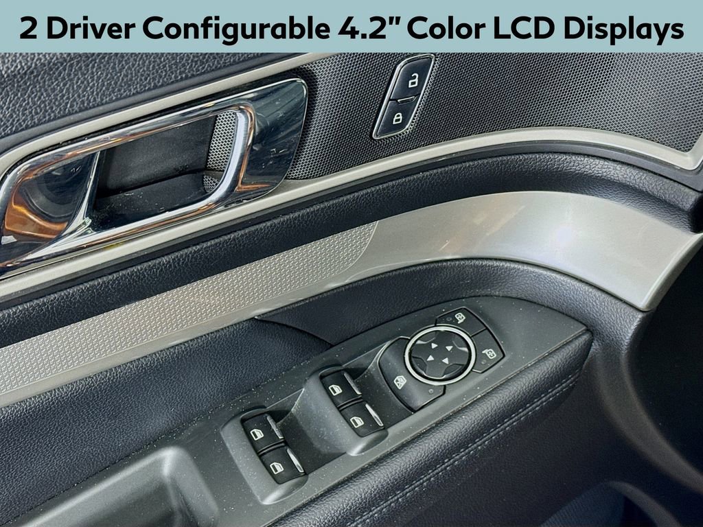 Used 2017 Ford Explorer XLT w/ Equipment Group 202A image 18