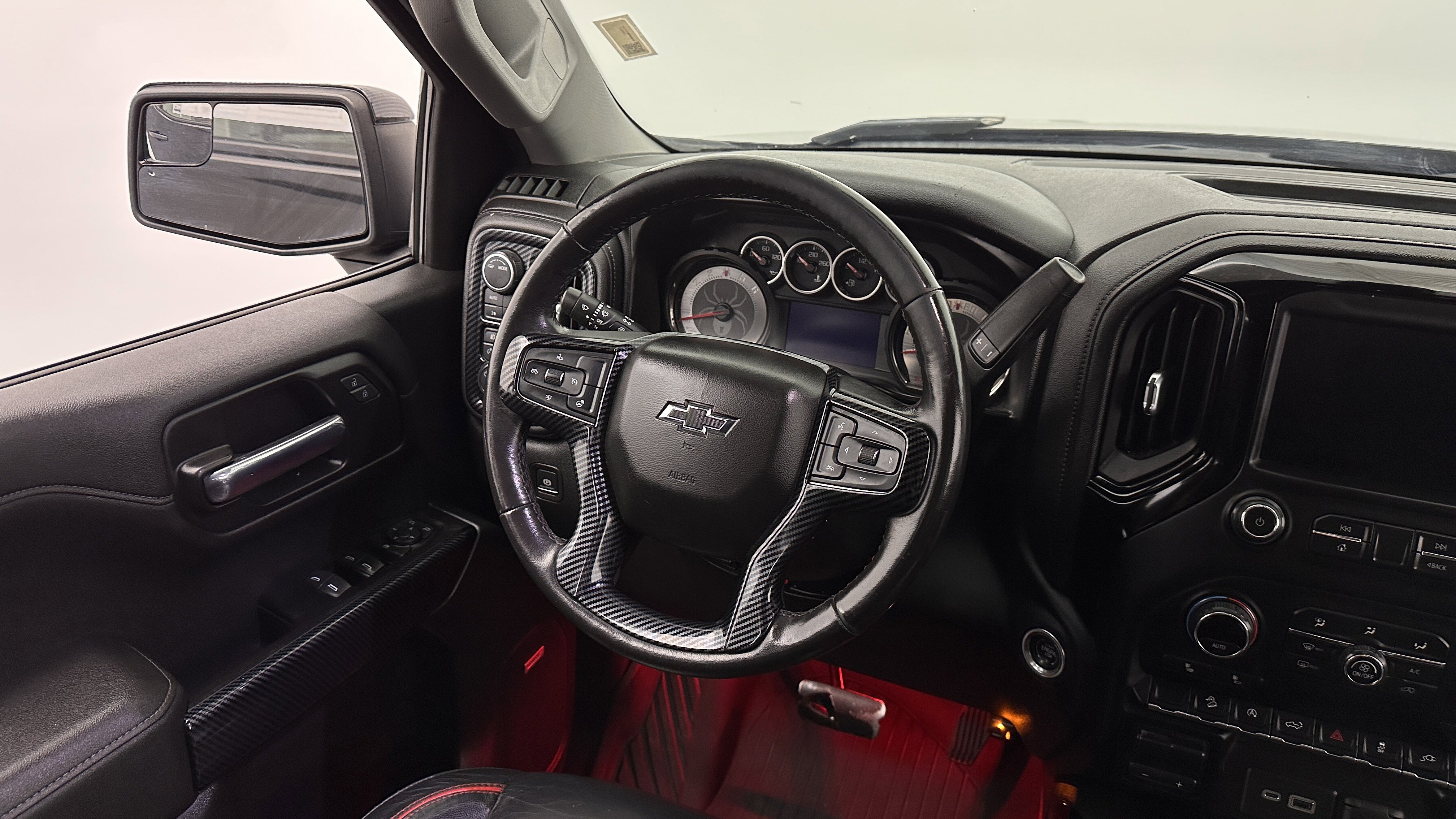 Used 2020 Chevrolet Silverado 1500 RST AWD/4WD image 26