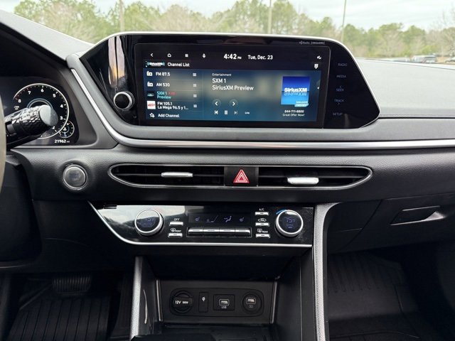 Used 2023 Hyundai Sonata SEL w/ Convenience Package image 18