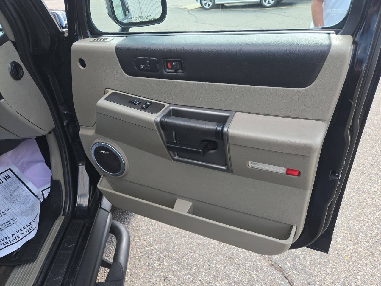Used 2003 HUMMER H2 w/ Preferred Equipment Group AWD/4WD image 33