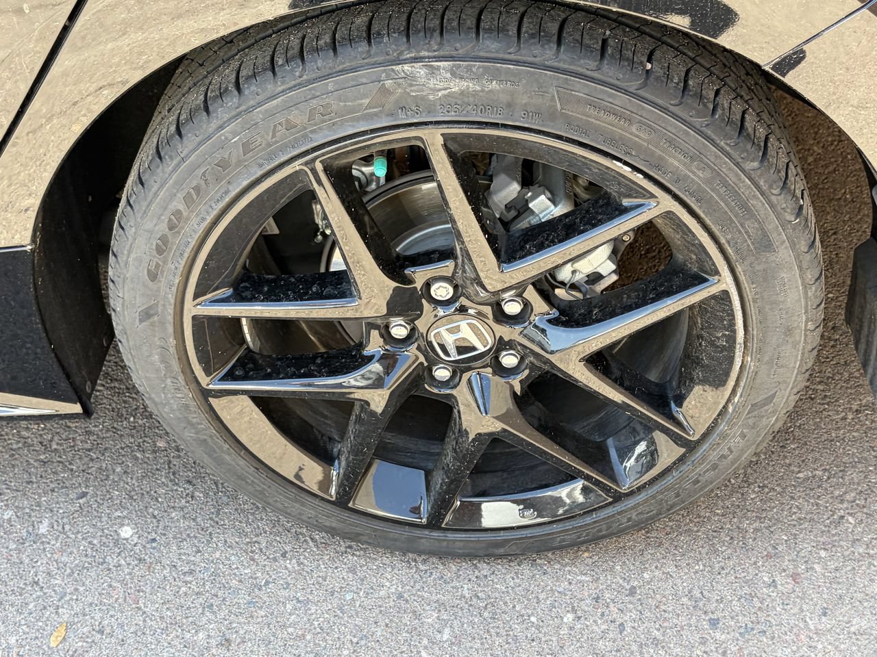 Used 2025 Honda Civic Sport image 6