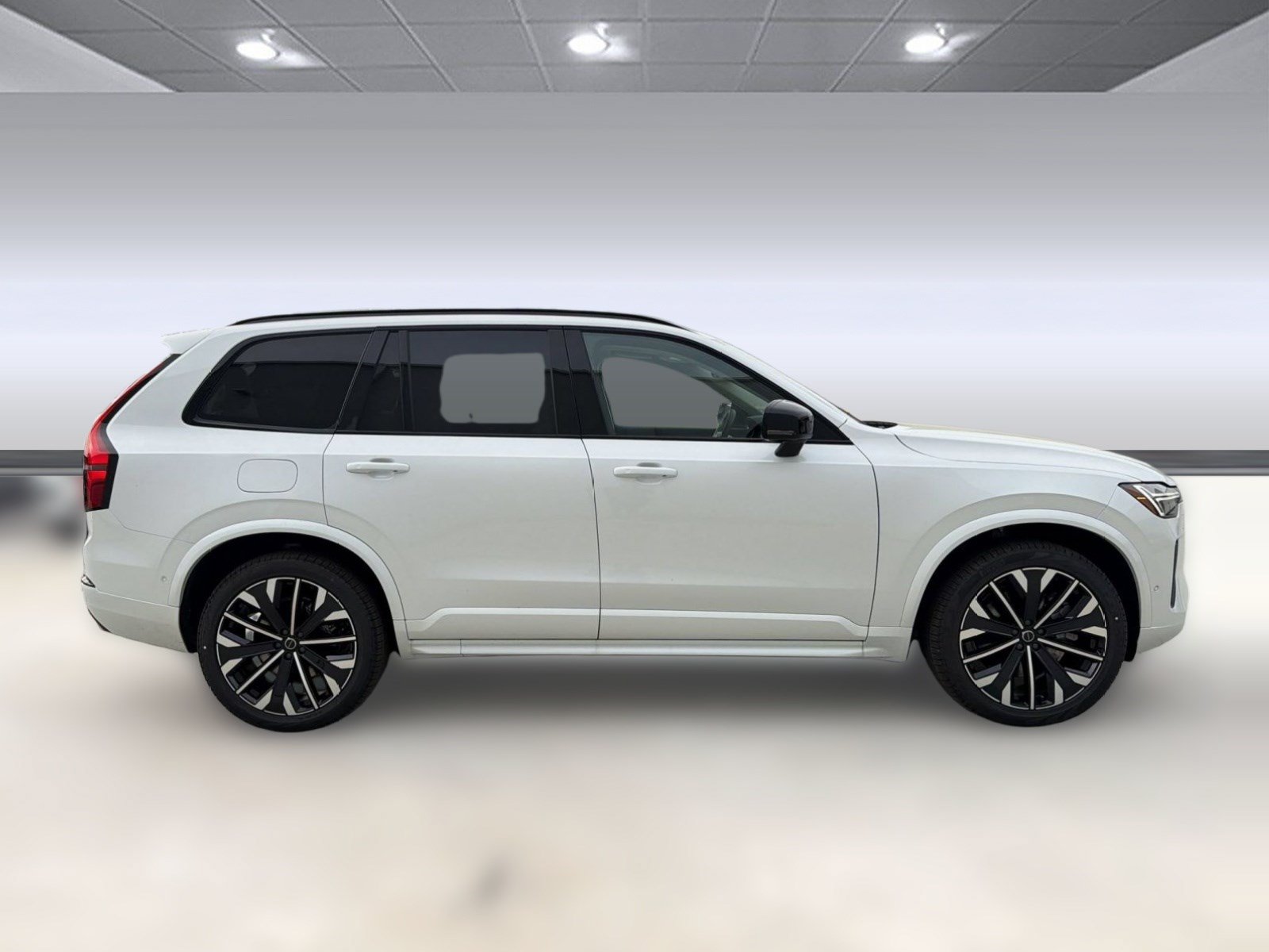 Used 2026 Volvo XC90 T8 Ultra w/ Protection Package Premier AWD/4WD image 8