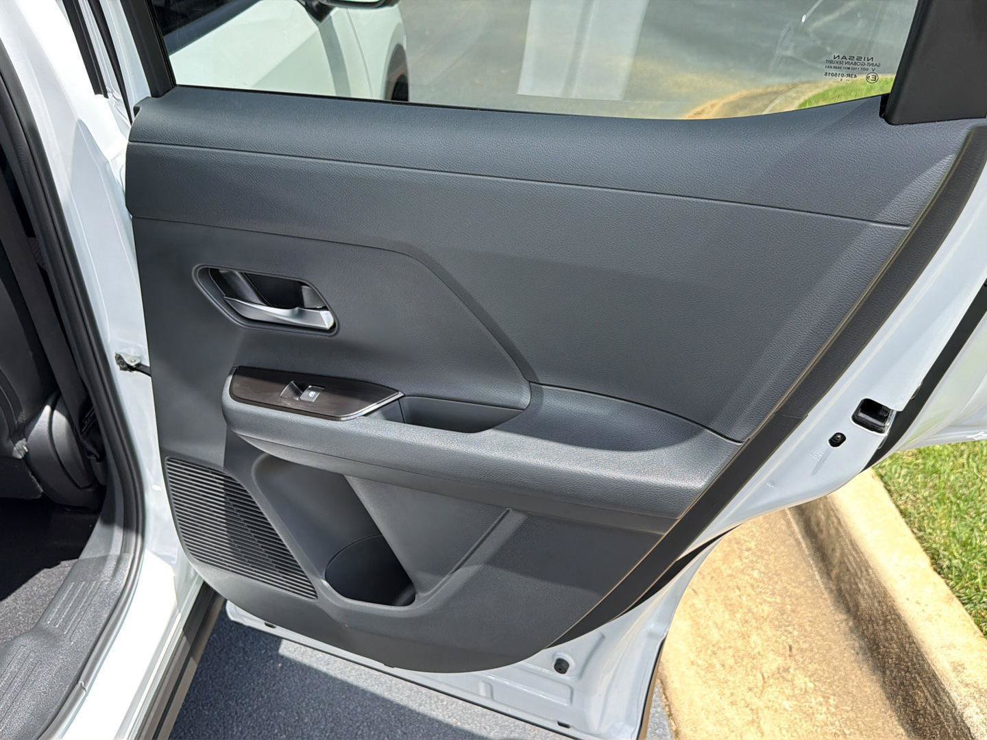 New 2026 Nissan Kicks SR FWD image 15